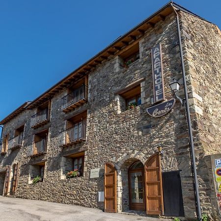 Aparthotel Les Corts Llívia Eksteriør billede