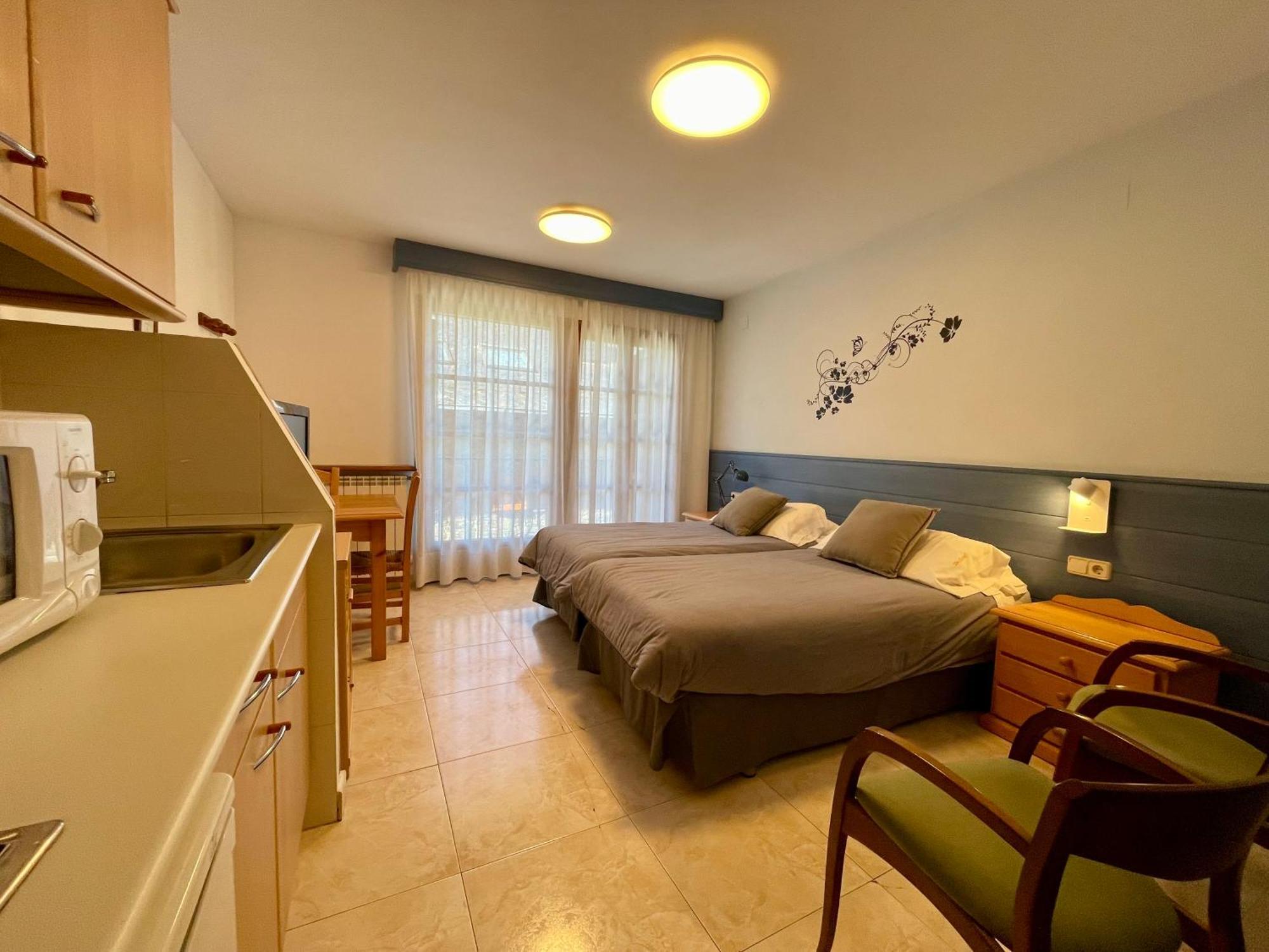 Aparthotel Les Corts Llívia Eksteriør billede