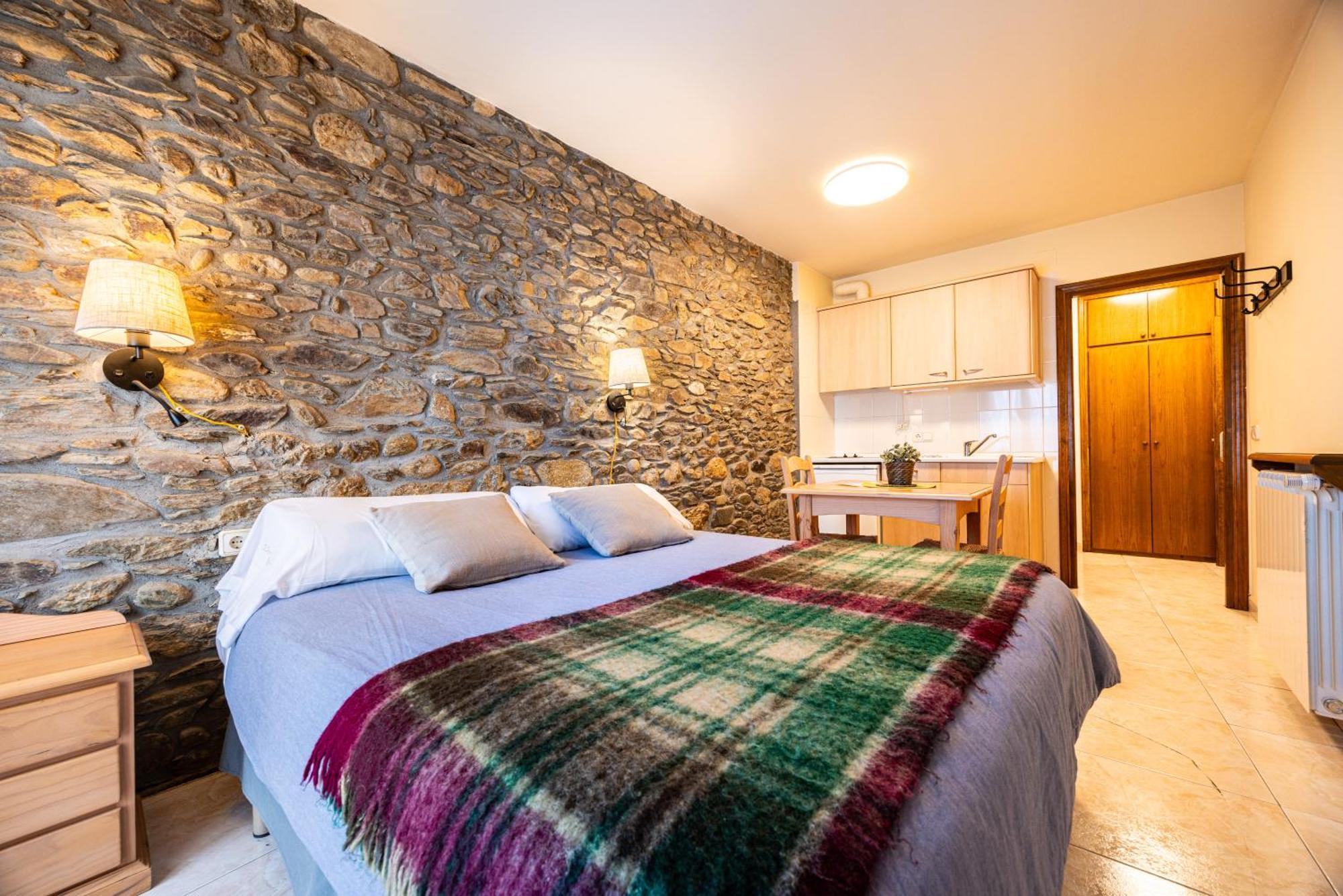 Aparthotel Les Corts Llívia Eksteriør billede